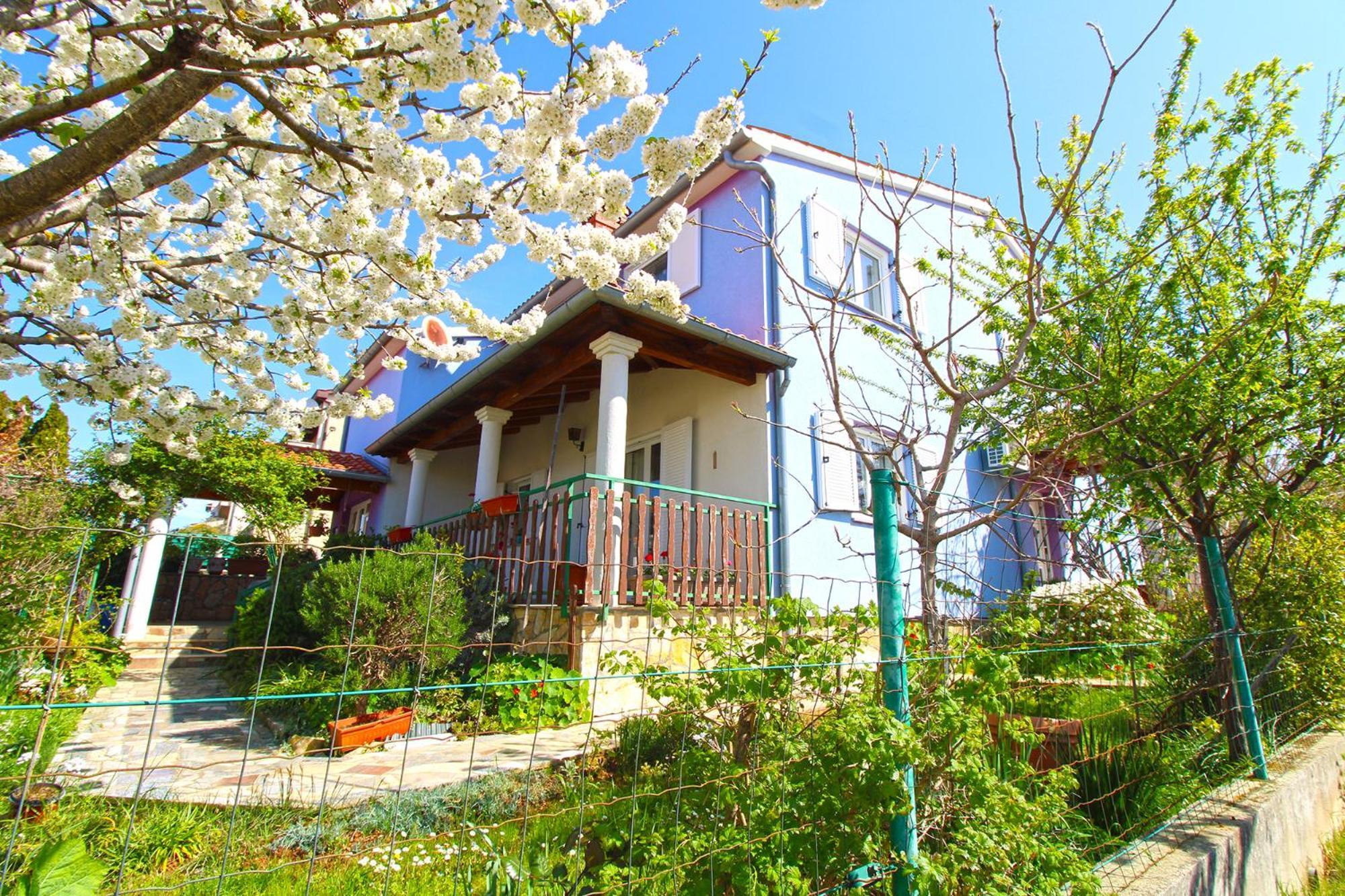 2378 Apartman *