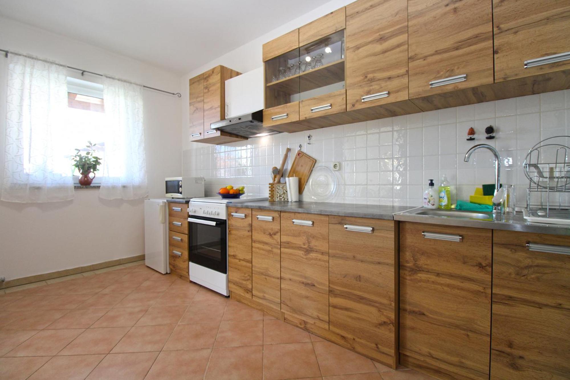 2378 Pula